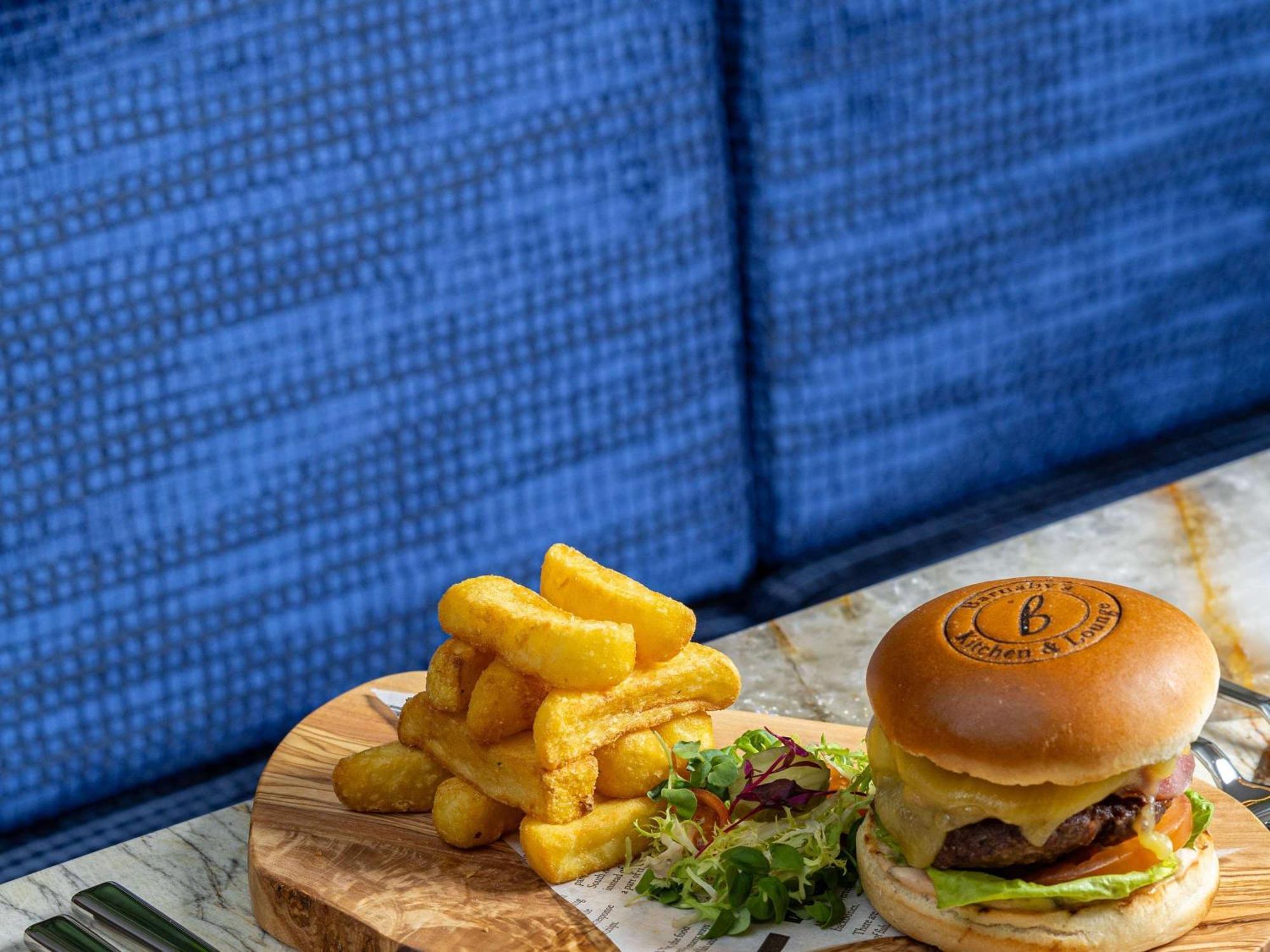 Mercure London Earls Court Exterior photo