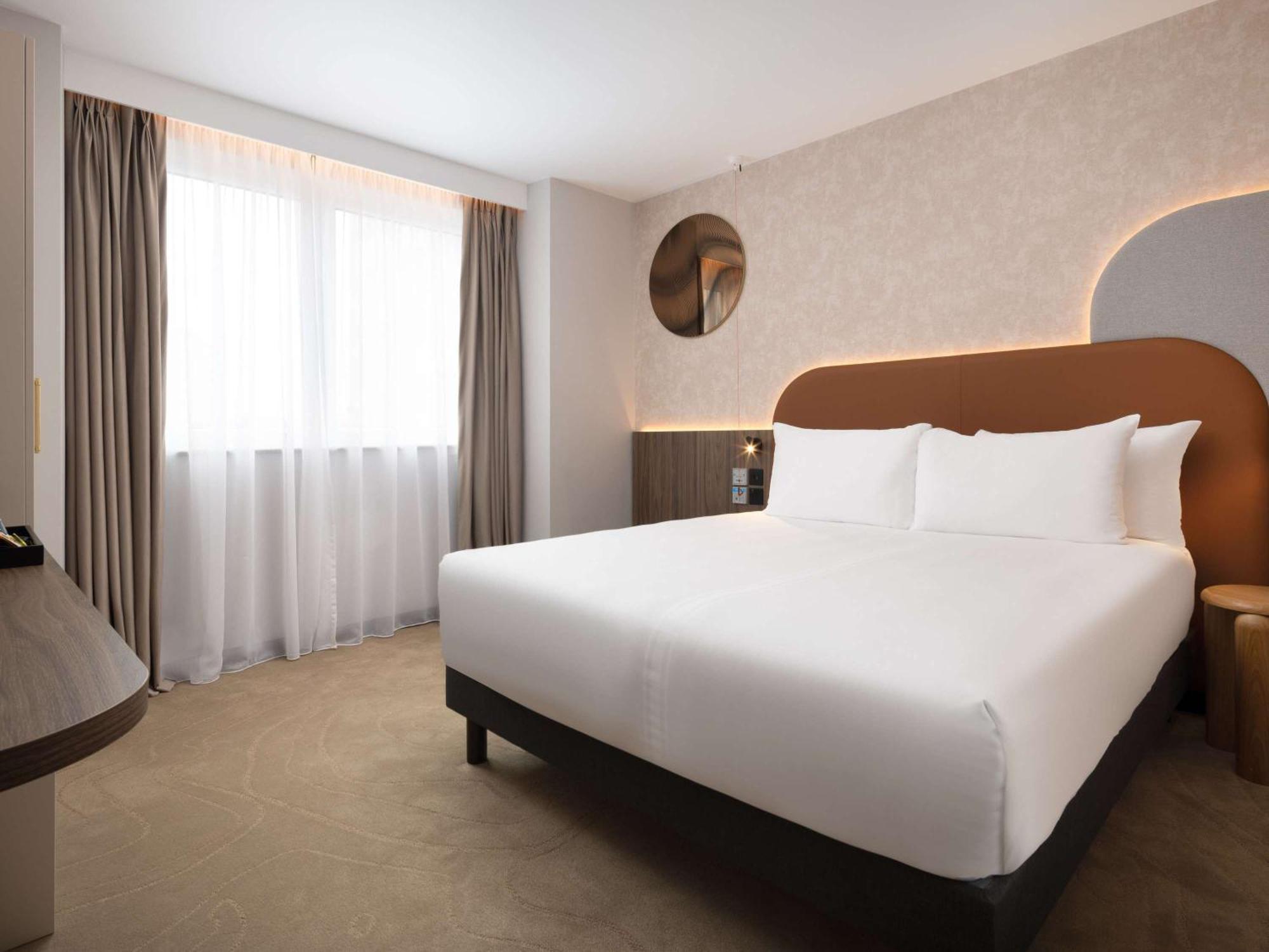 Mercure London Earls Court Exterior photo