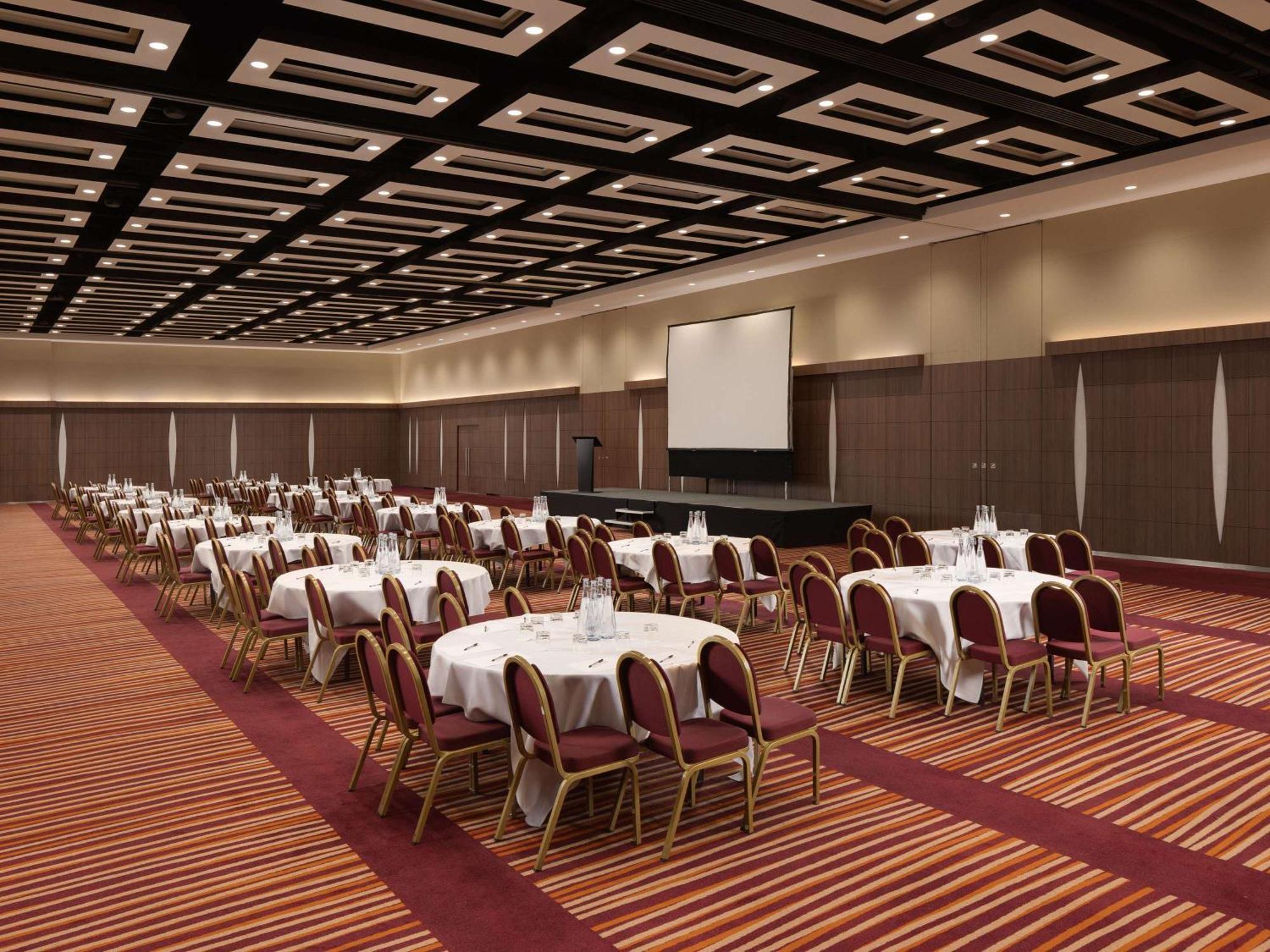Mercure London Earls Court Exterior photo
